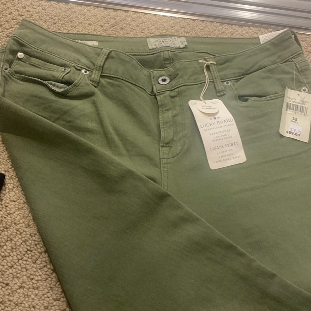 Brand NEW Lucky brand denim jeans